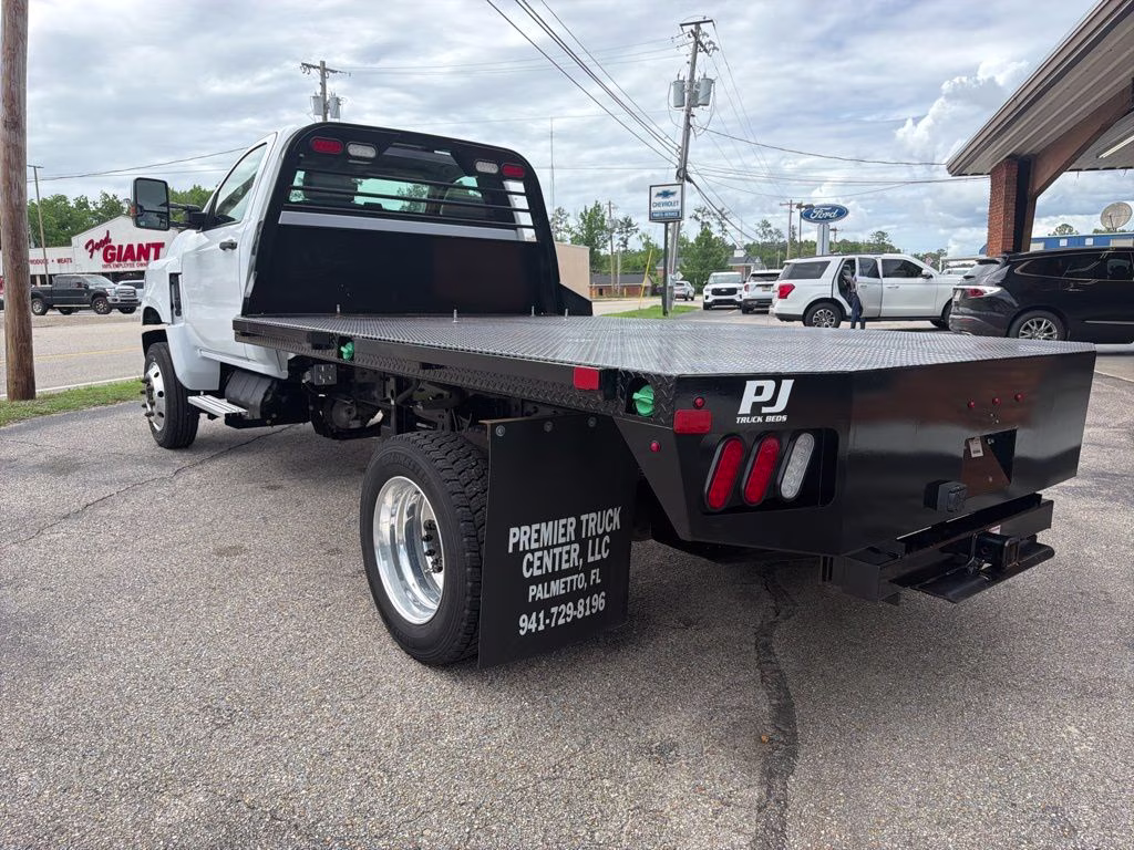 2023 Summit White Chevrolet Silverado 4500HD Work Truck 4X4 Truck