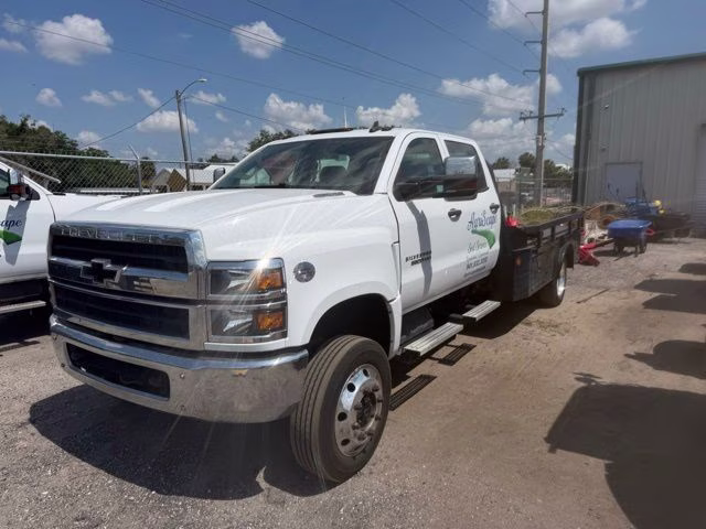 2020 Chevrolet Silverado HD WT 4WD Crew Cab 175" WB's photo