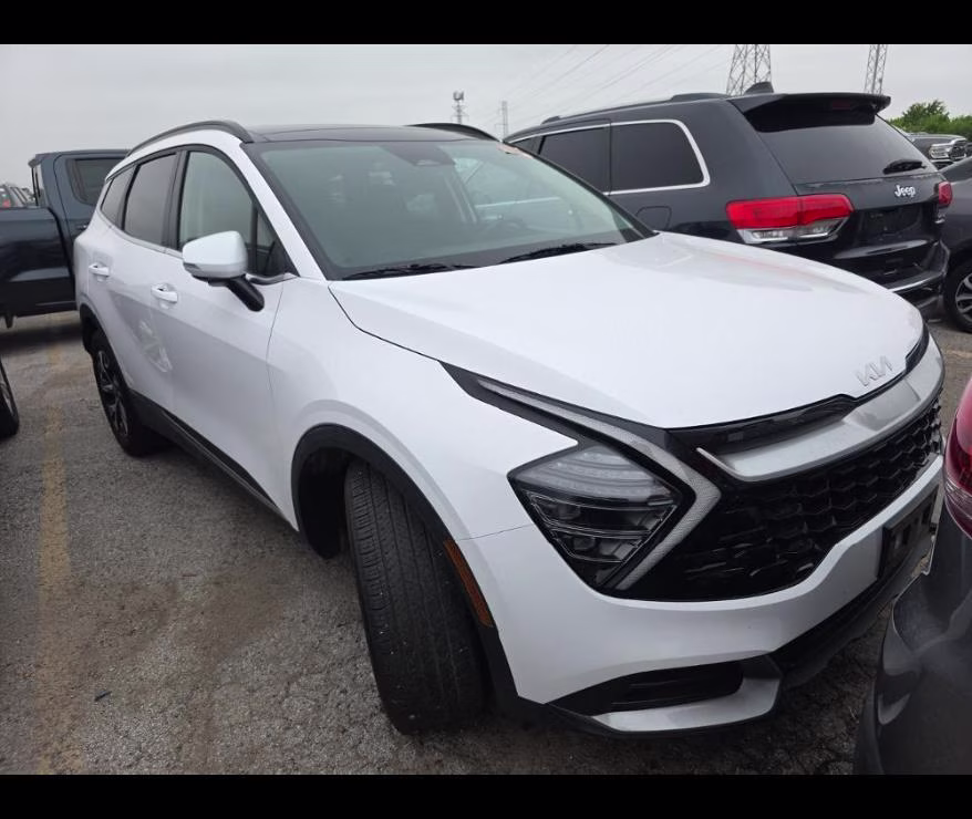 2025 Glacial White Pearl Kia Sportage EX FWD SUV