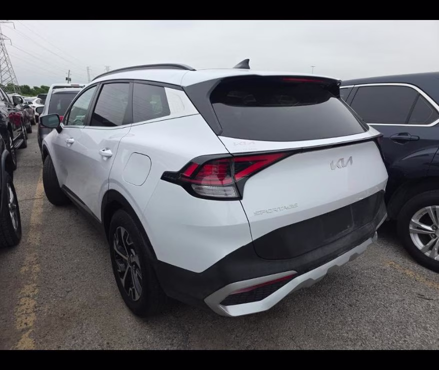 2025 Glacial White Pearl Kia Sportage EX FWD SUV
