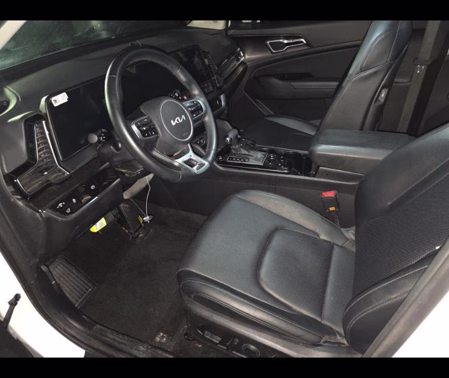 2025 Glacial White Pearl Kia Sportage EX FWD SUV