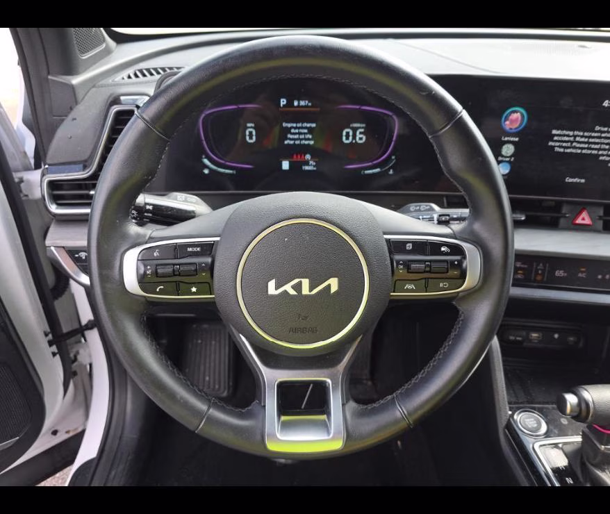 2025 Glacial White Pearl Kia Sportage X-Line AWD SUV