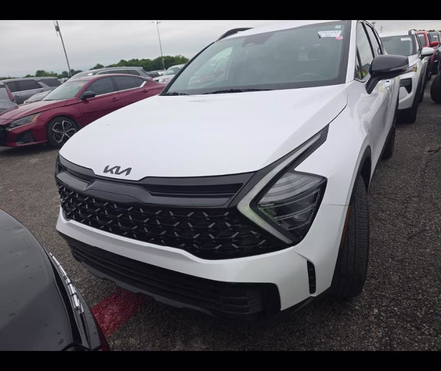 2025 Glacial White Pearl Kia Sportage X-Line AWD SUV