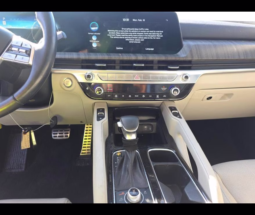 2024 Glacial White Pearl Kia Telluride SX AWD SUV