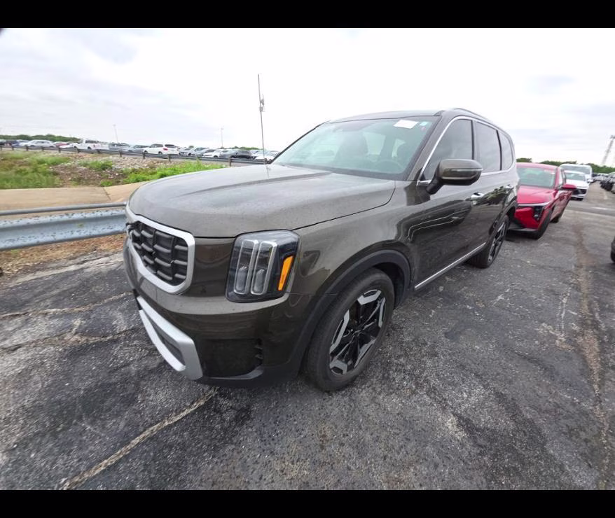2024 Dark Moss Kia Telluride S FWD SUV