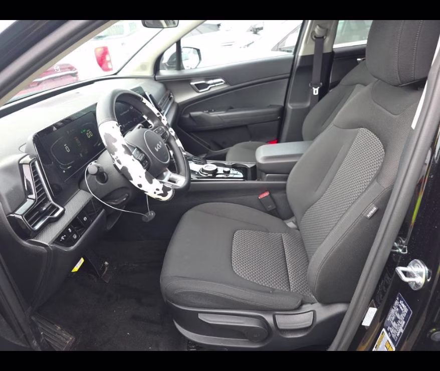 2025 Fusion Black Kia Sportage Hybrid LX FWD SUV
