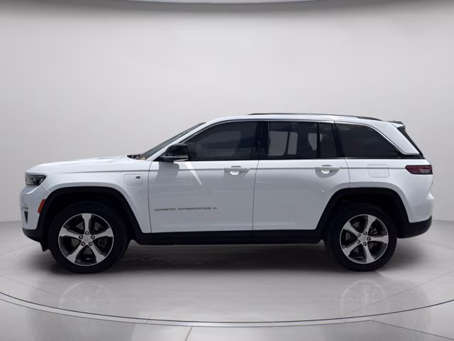 2022 Bright White Clearcoat Jeep Grand Cherokee 4xe 4xe 4X4 SUV
