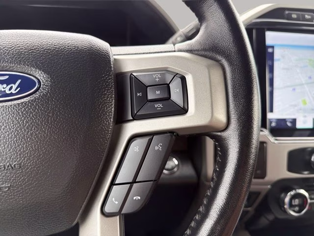 2022 White Metallic Ford Super Duty F-350 DRW Lariat 4X4 Truck