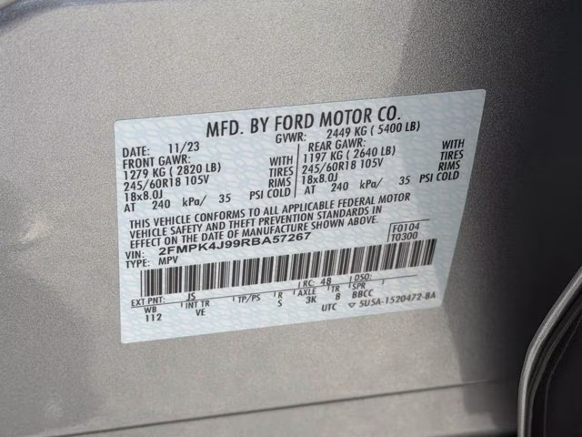 2024 Silver Metallic Ford Edge SEL AWD SUV