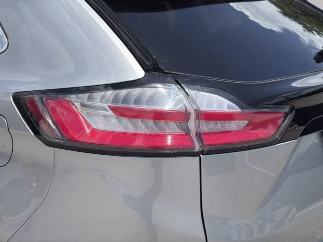 2024 Silver Metallic Ford Edge SEL AWD SUV
