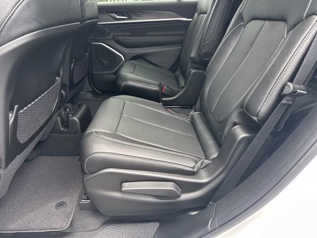 2026 Bright White Clearcoat Jeep Grand Cherokee L Limited Reserve 4X4 SUV