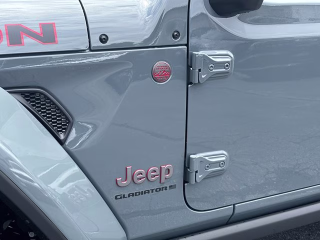 2026 Anvil Clearcoat Jeep Gladiator Rubicon X 4X4 Truck