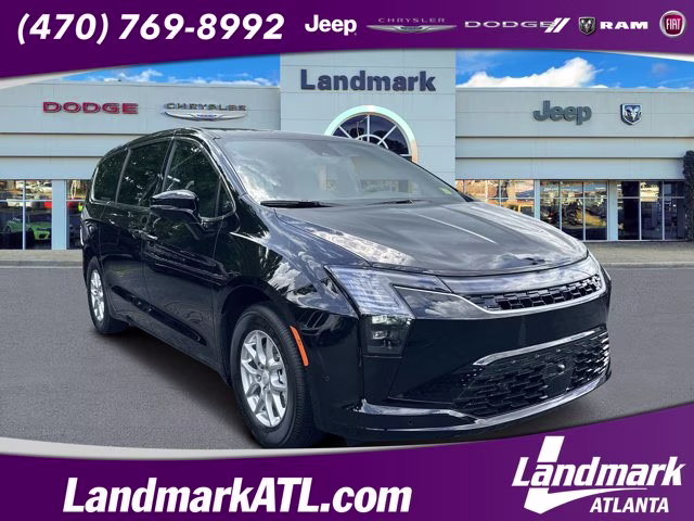 2027 Diamond Black Crystal Pearlcoat Chrysler Pacifica Select FWD Van
