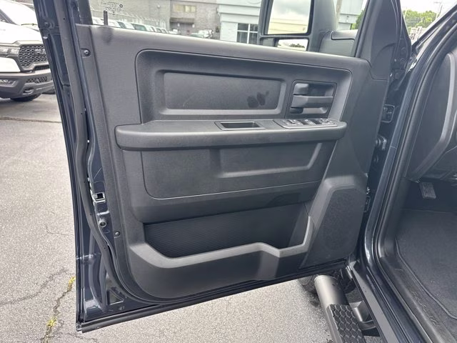 2026 Forged Blue Metallic Ram 2500 Black Express 4X4 Truck