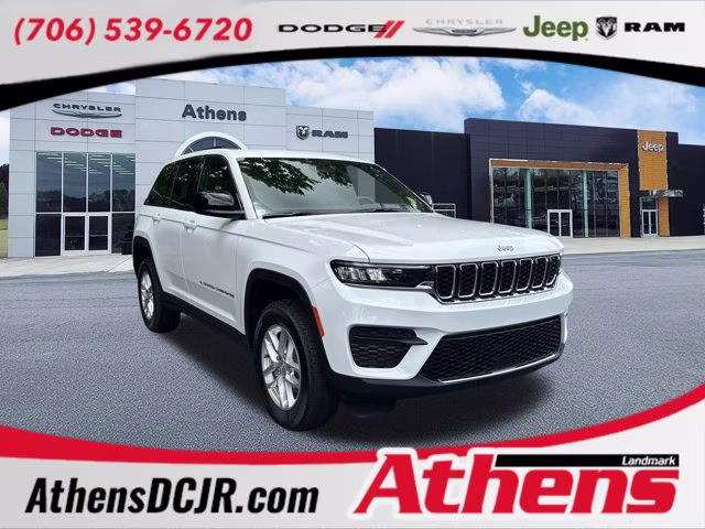 2026 Bright White Clearcoat Jeep Grand Cherokee Laredo X RWD SUV