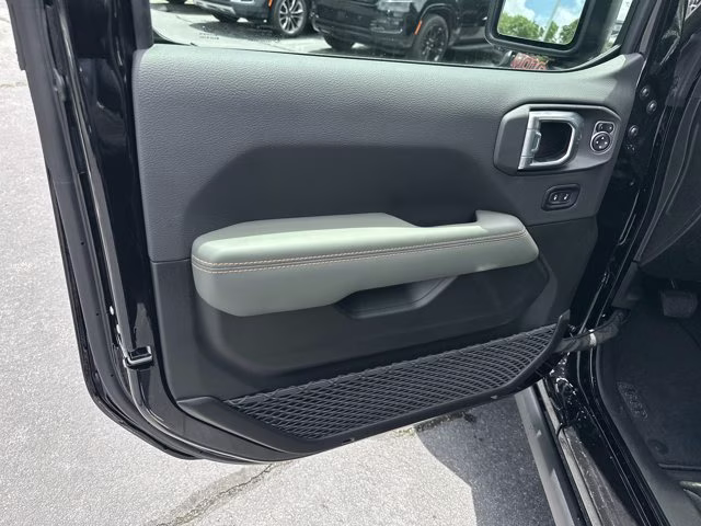 2026 Black Clearcoat Jeep Gladiator Mojave X 4X4 Truck