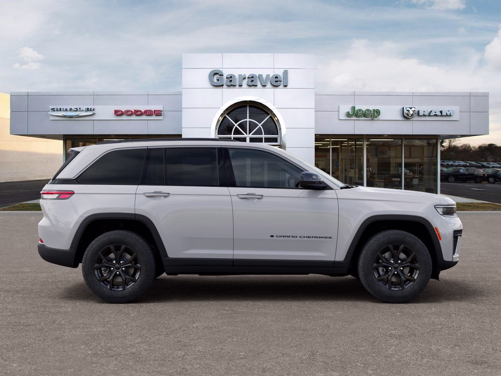 2026 Bright White Clearcoat Jeep Grand Cherokee Laredo Altitude 4X4 SUV