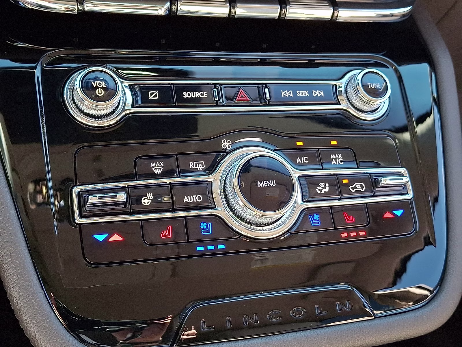 2022 Ceramic Pearl Metallic Tri-Coat - GS Lincoln Corsair Standard AWD