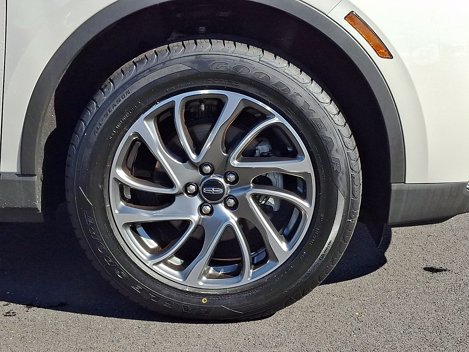 2022 Ceramic Pearl Metallic Tri-Coat - GS Lincoln Corsair Standard AWD
