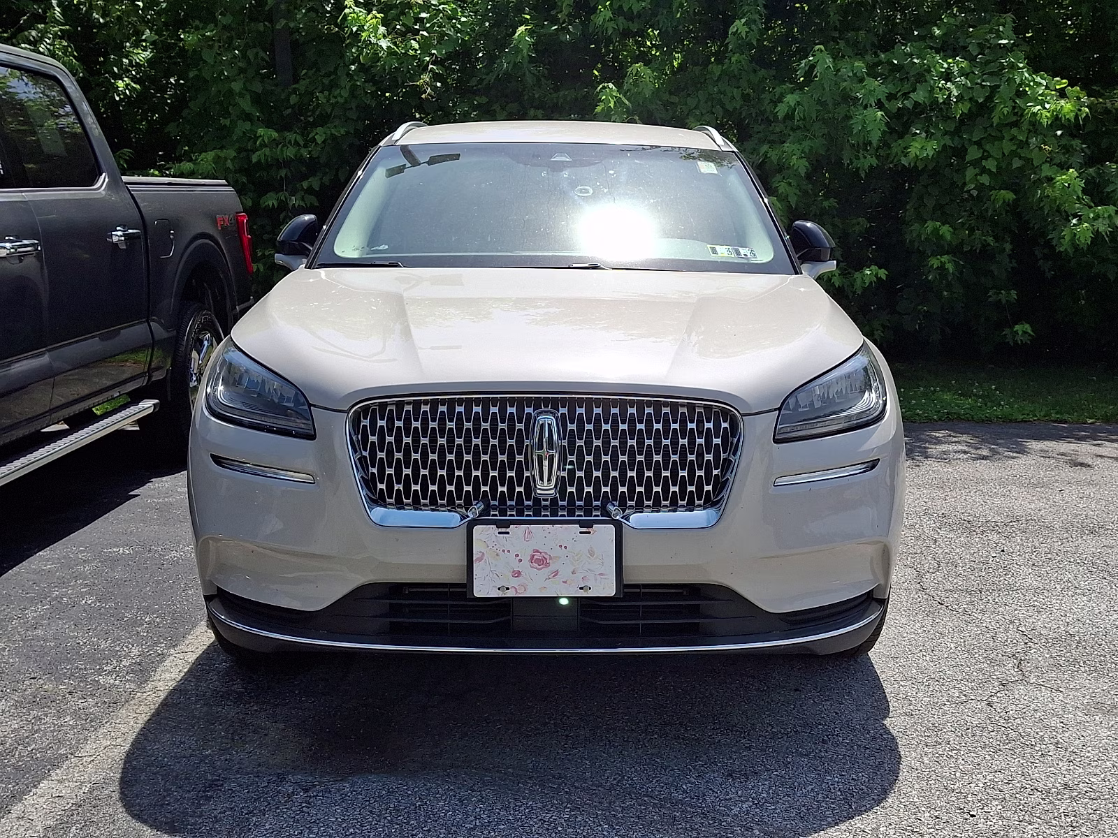 2022 Pearl Metallic Lincoln Corsair Standard AWD