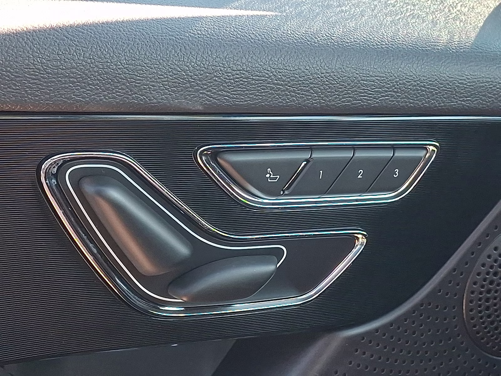 2023 Asher Gray Metallic Clearcoat - M7 Lincoln Corsair Reserve FWD