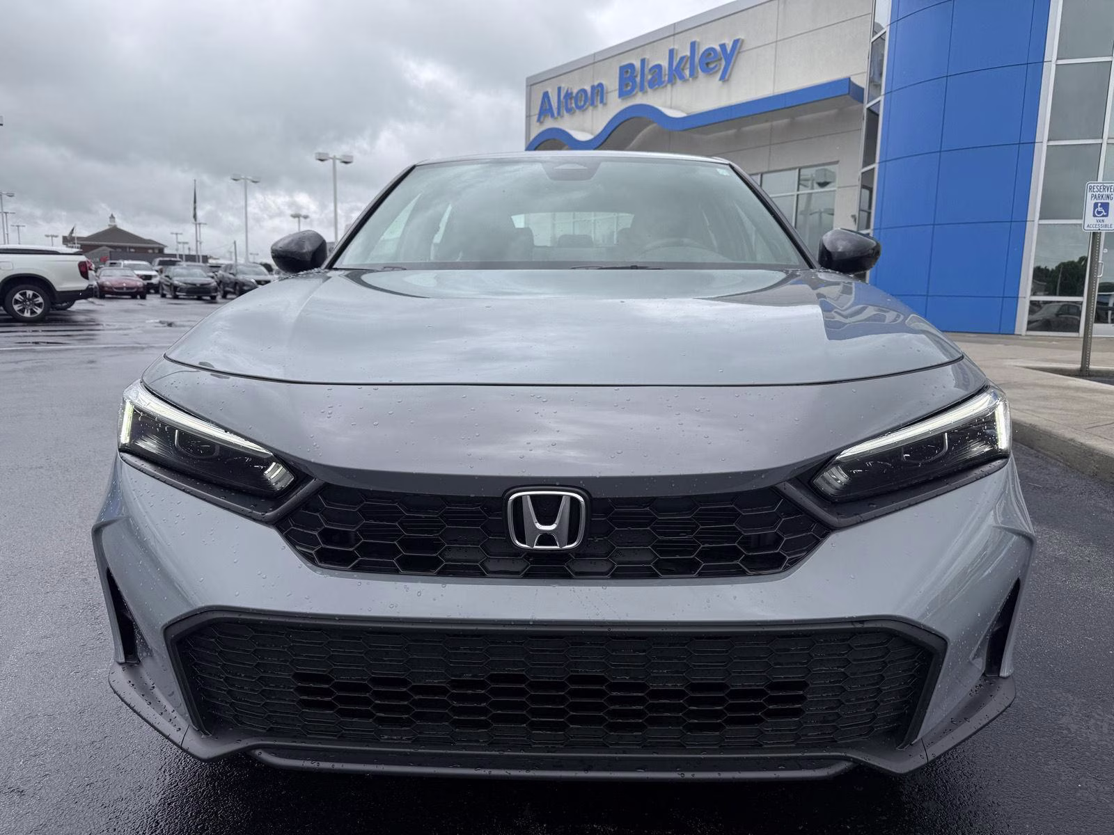 2026 Urban Gray Pearl Honda Civic Hatchback Sport FWD Hatchback
