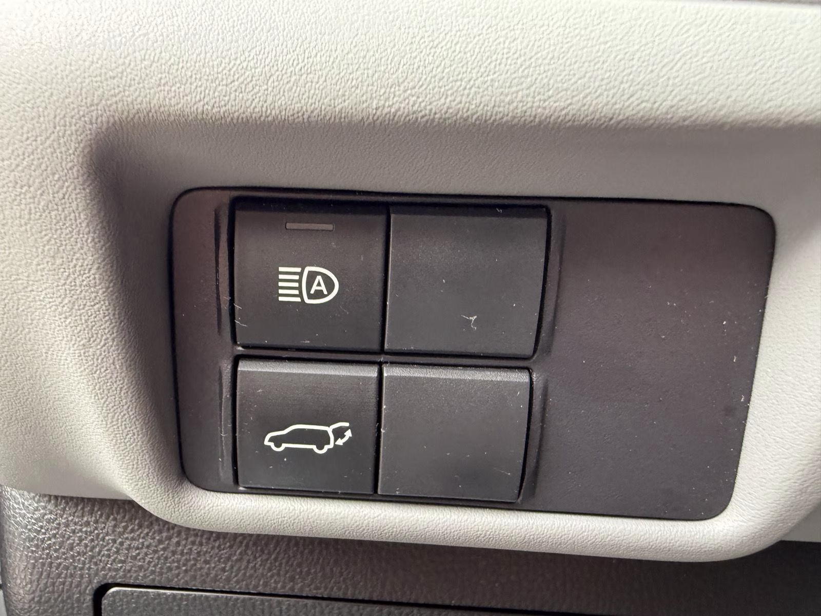 2021 Toyota Highlander Hybrid LE AWD SUV