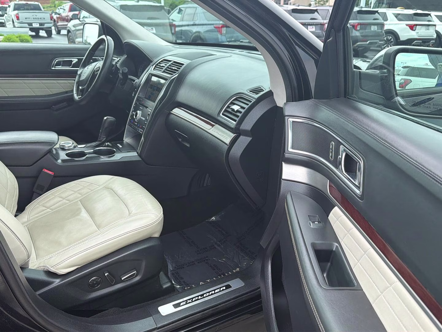 2018 Shadow Black Ford Explorer Platinum 4X4 SUV