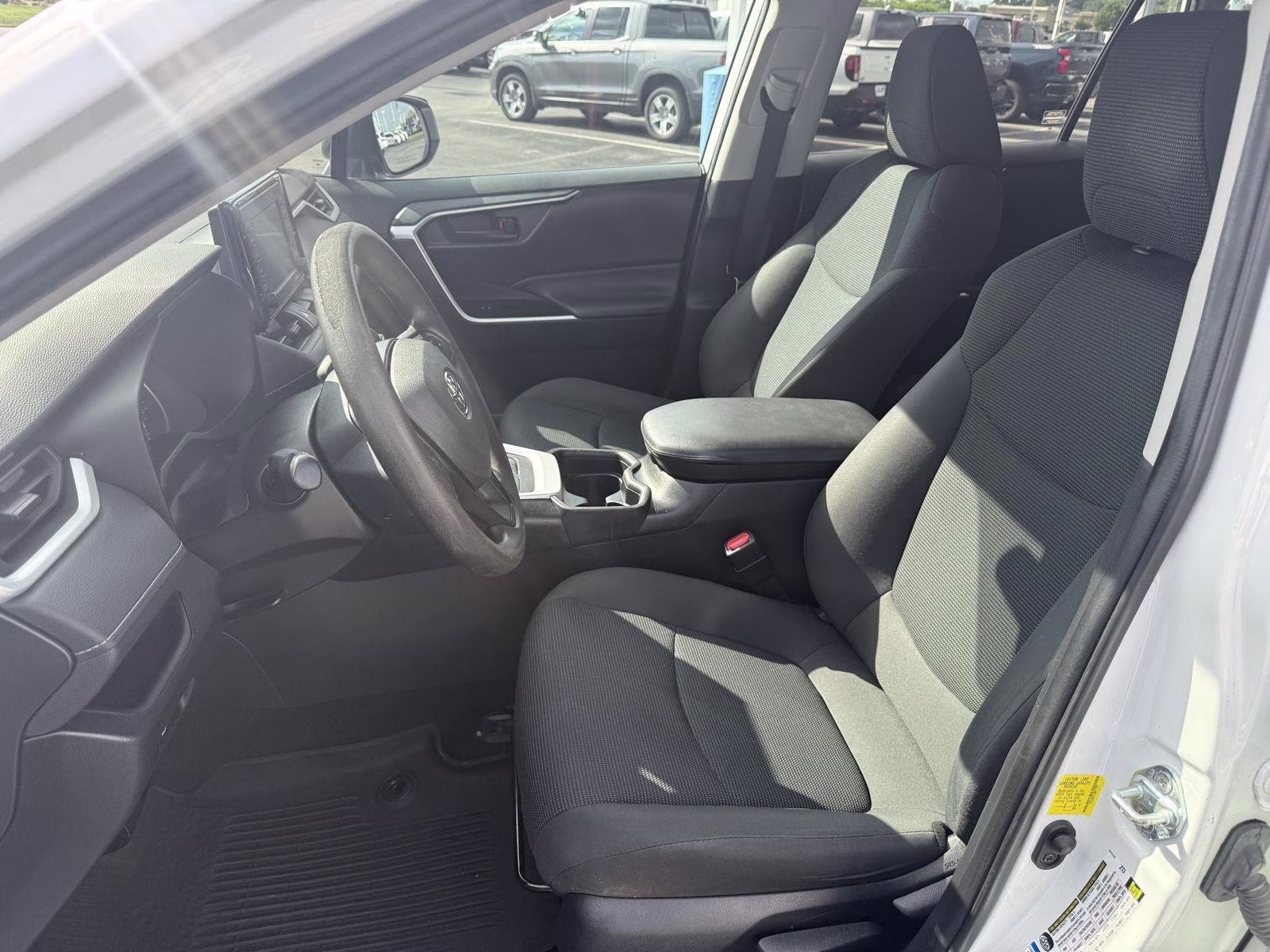2021 Super White Toyota RAV4 Hybrid LE AWD SUV