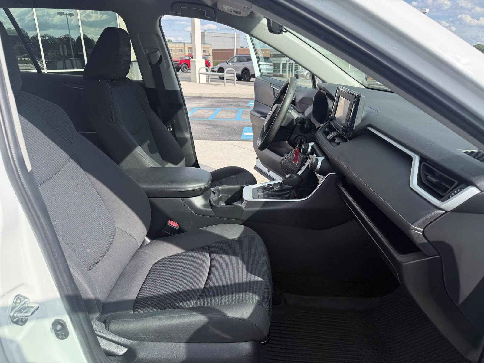 2021 Super White Toyota RAV4 Hybrid LE AWD SUV