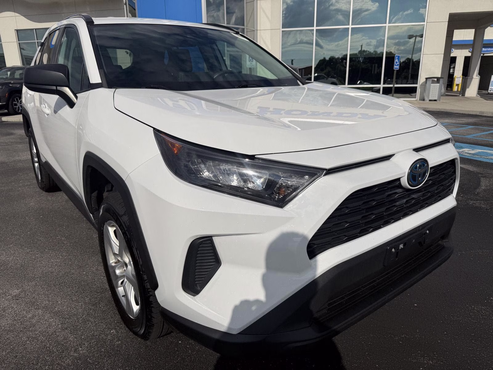 2021 Super White Toyota RAV4 Hybrid LE AWD SUV