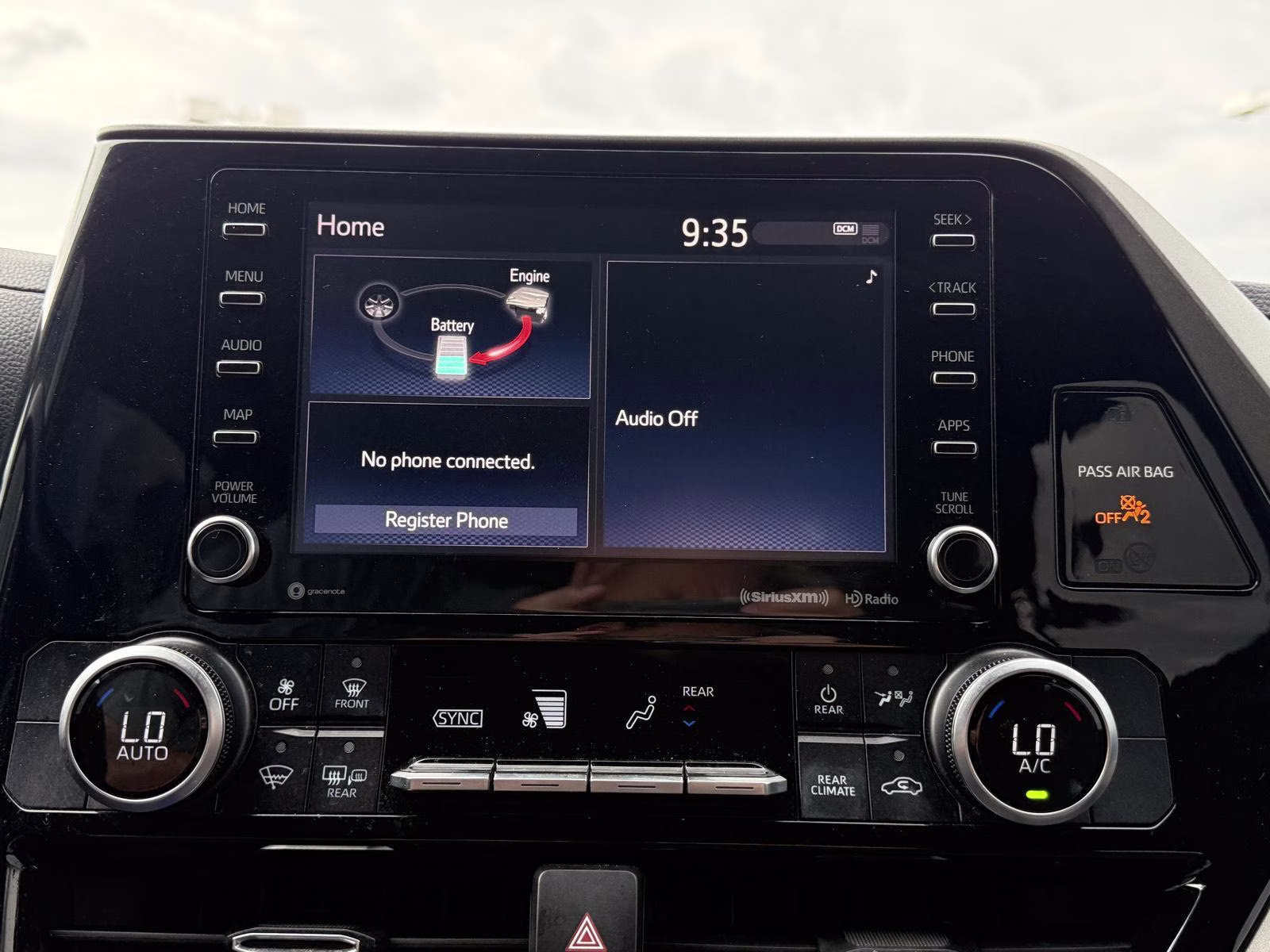 2021 Toyota Highlander Hybrid LE AWD SUV