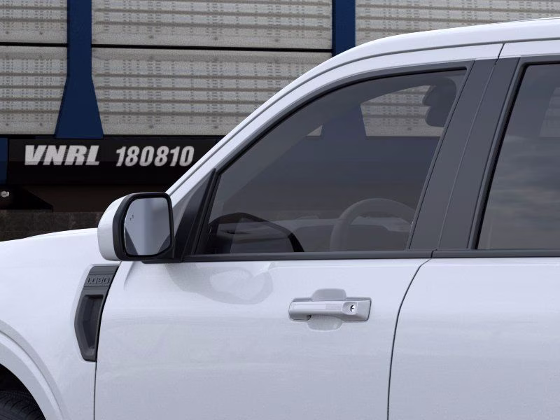 2026 White Metallic Ford Maverick Lobo Standard AWD Truck