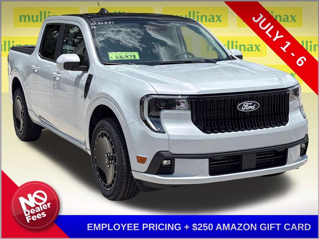 2026 White Metallic Ford Maverick Lobo Standard AWD Truck