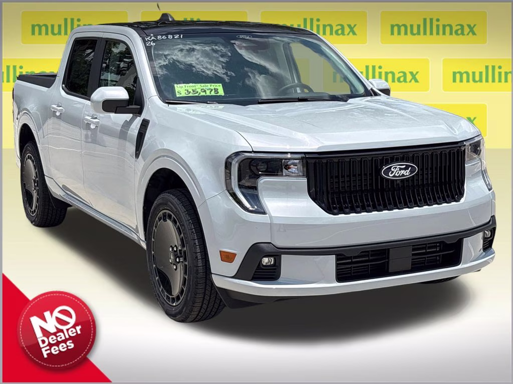 2026 White Metallic Ford Maverick Lobo Standard AWD Truck