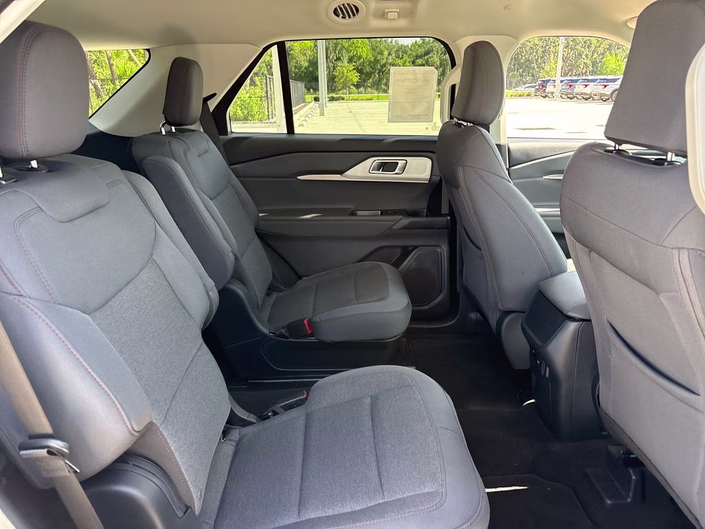 2026 Star White Metallic Tri-Coat Ford Explorer Active RWD SUV