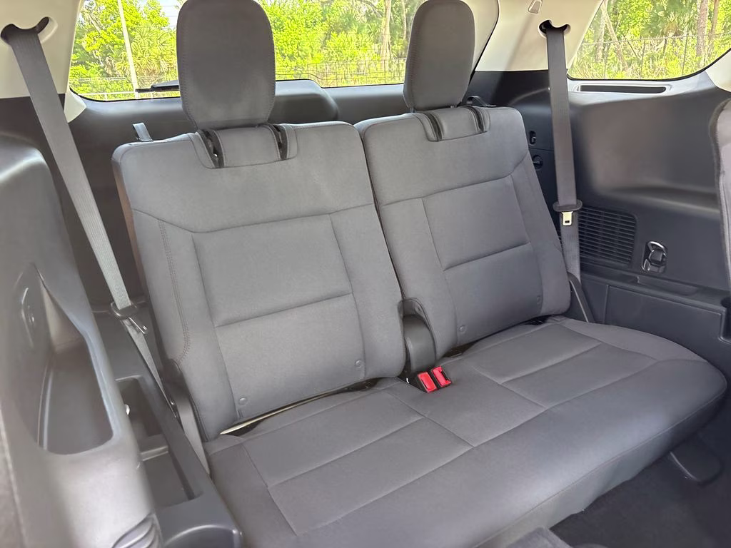 2026 Star White Metallic Tri-Coat Ford Explorer Active RWD SUV