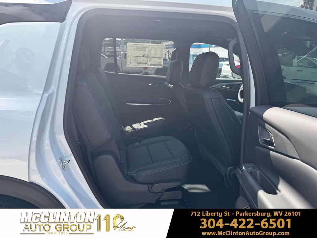 2026 Polar White Tricoat Chevrolet Traverse LT AWD SUV