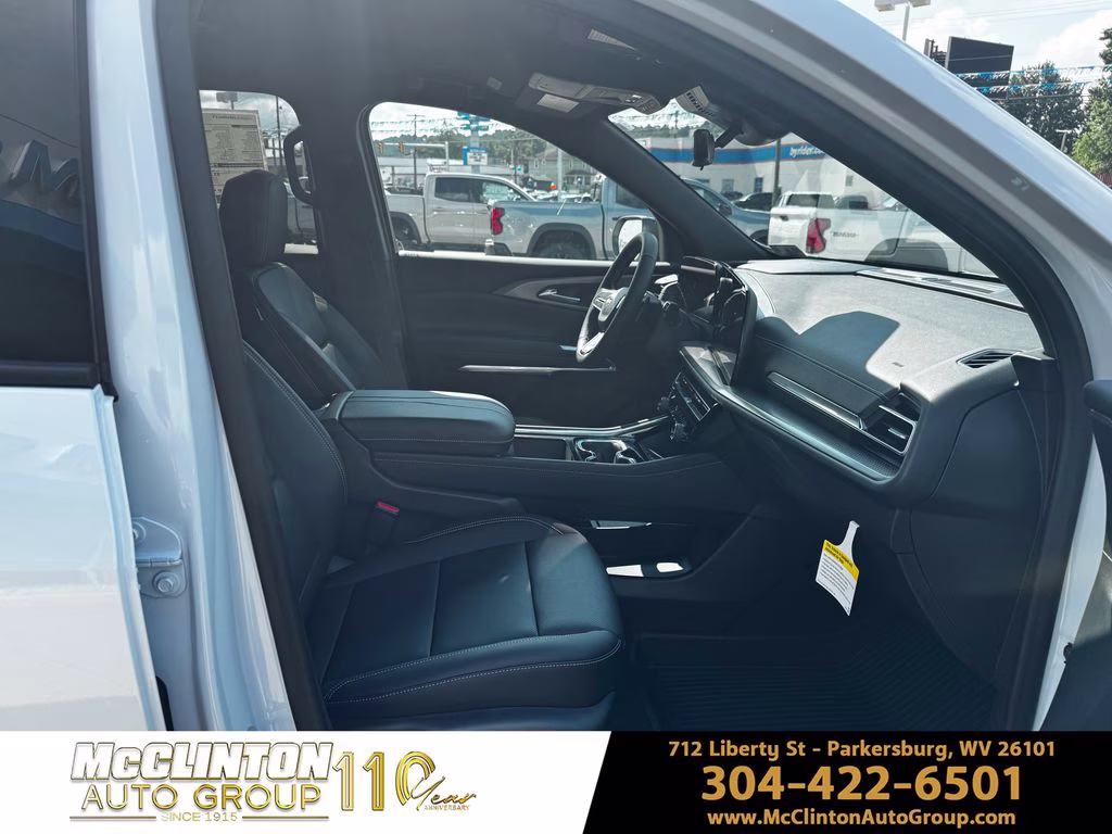 2026 Polar White Tricoat Chevrolet Traverse LT AWD SUV