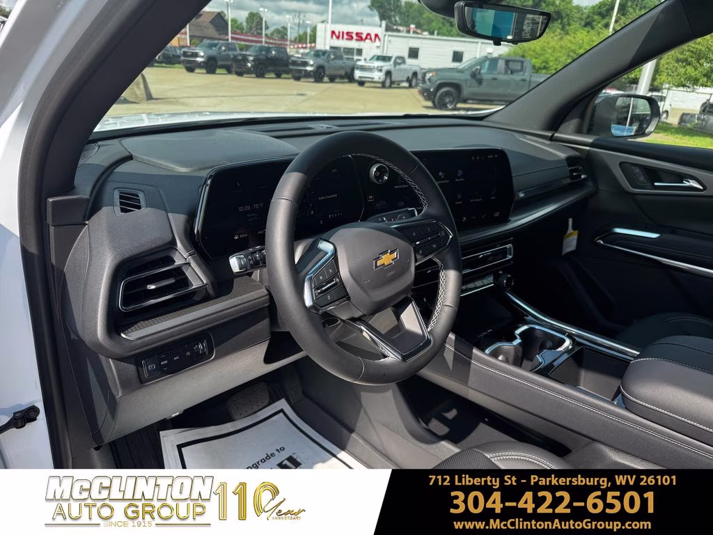 2026 Polar White Tricoat Chevrolet Traverse LT AWD SUV