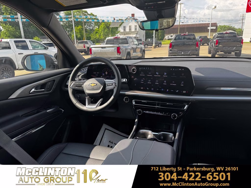 2026 Polar White Tricoat Chevrolet Traverse LT AWD SUV