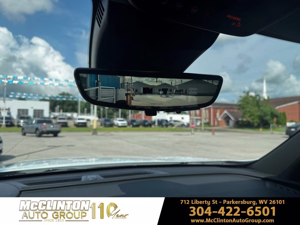 2026 Polar White Tricoat Chevrolet Traverse LT AWD SUV
