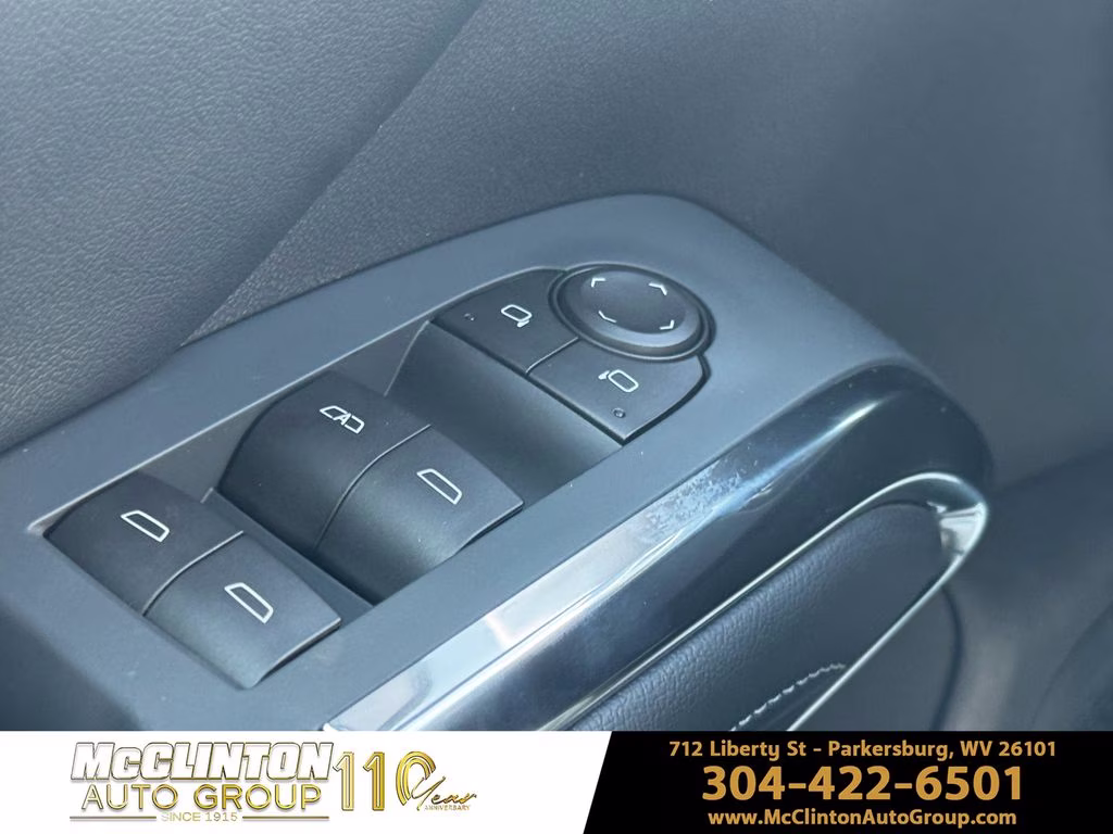 2026 Polar White Tricoat Chevrolet Traverse LT AWD SUV