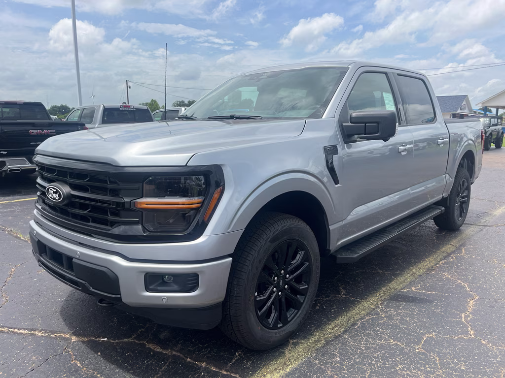2026 Iconic Silver Metallic Ford F-150 XLT 4X4 Truck