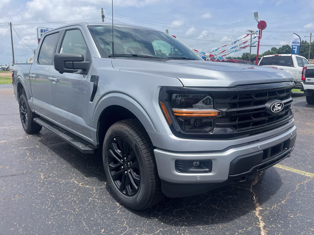2026 Iconic Silver Metallic Ford F-150 XLT 4X4 Truck