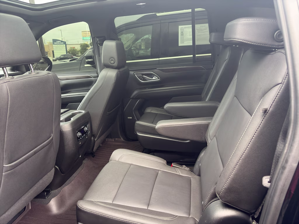 2023 Black Chevrolet Suburban Z71 4X4 SUV