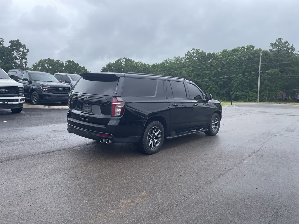 2023 Black Chevrolet Suburban Z71 4X4 SUV