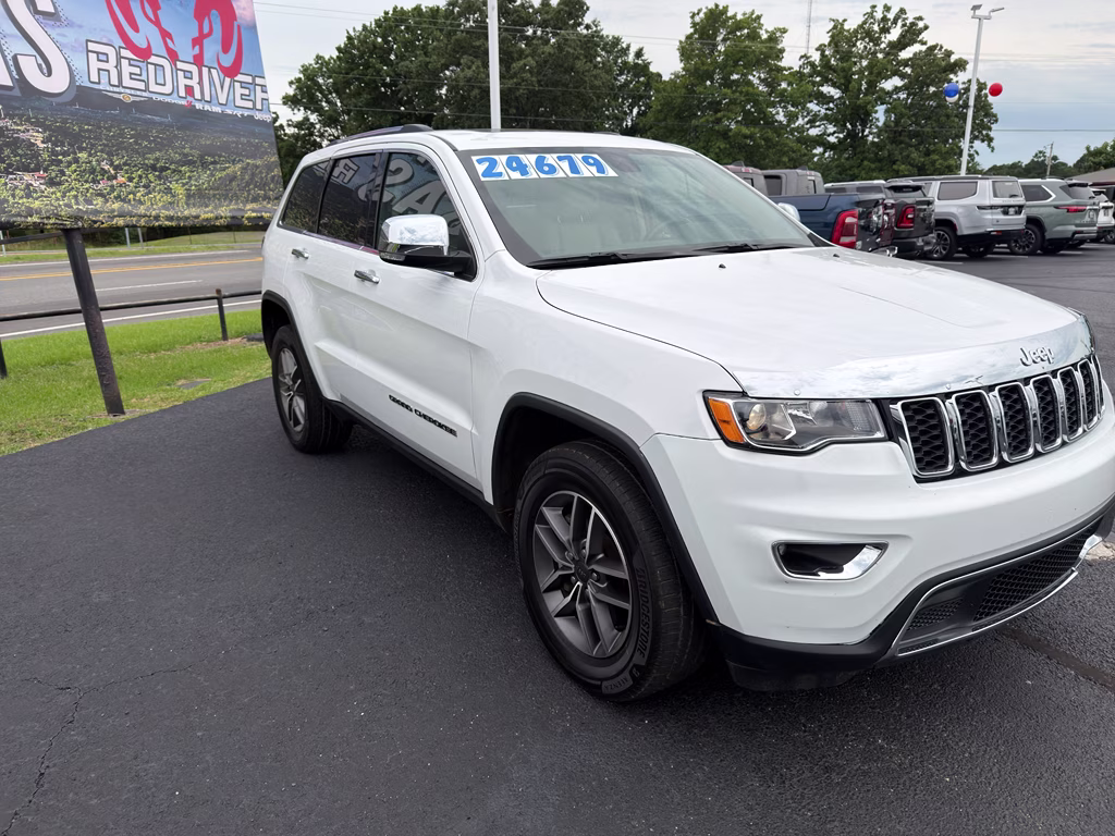 2021 Bright White Clearcoat Jeep Grand Cherokee Limited 4X4 SUV