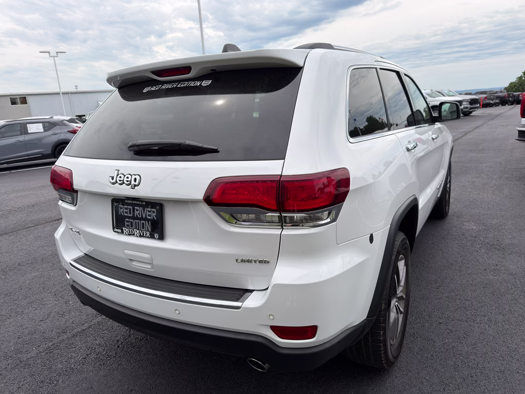 2021 Bright White Clearcoat Jeep Grand Cherokee Limited 4X4 SUV