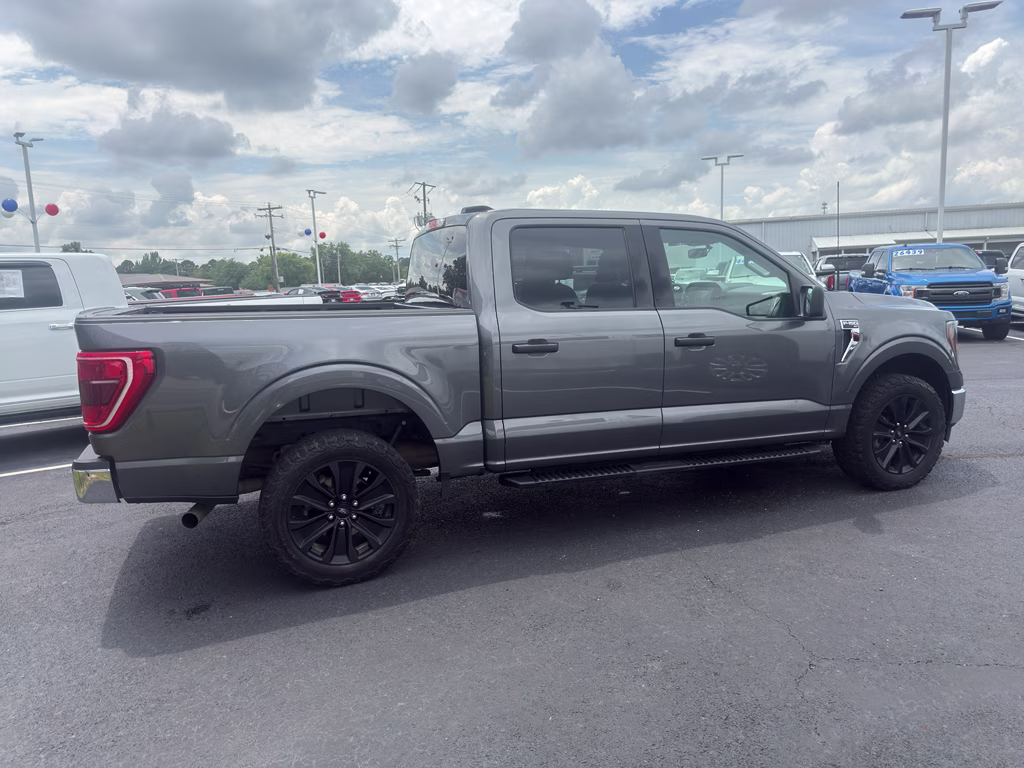 2023 Carbonized Gray Metallic Ford F-150 XLT 4X4 Truck